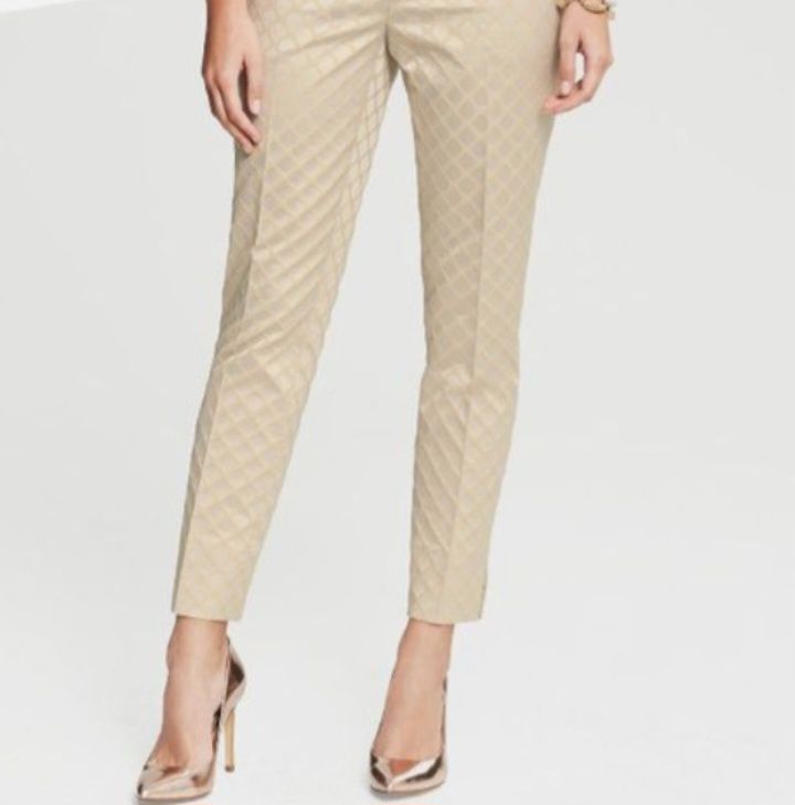 Jolie pantacheville  beige  métallique fibre doré  