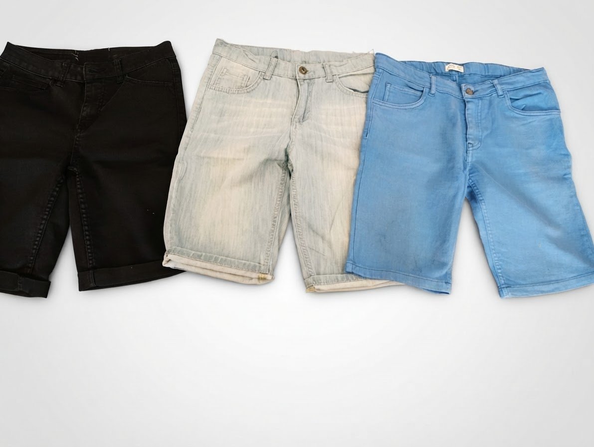  ♥️♥️Lot de 3 short différents marque garçons ♥️♥️