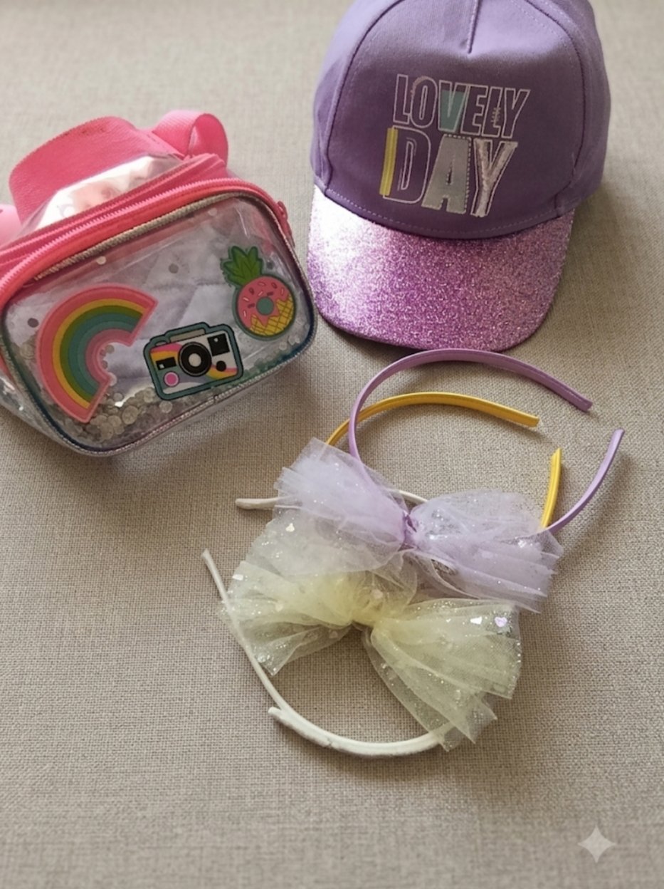 💥💥lot accessoires été fille casquette 3 surtete et trousse de taille 💥💥💥