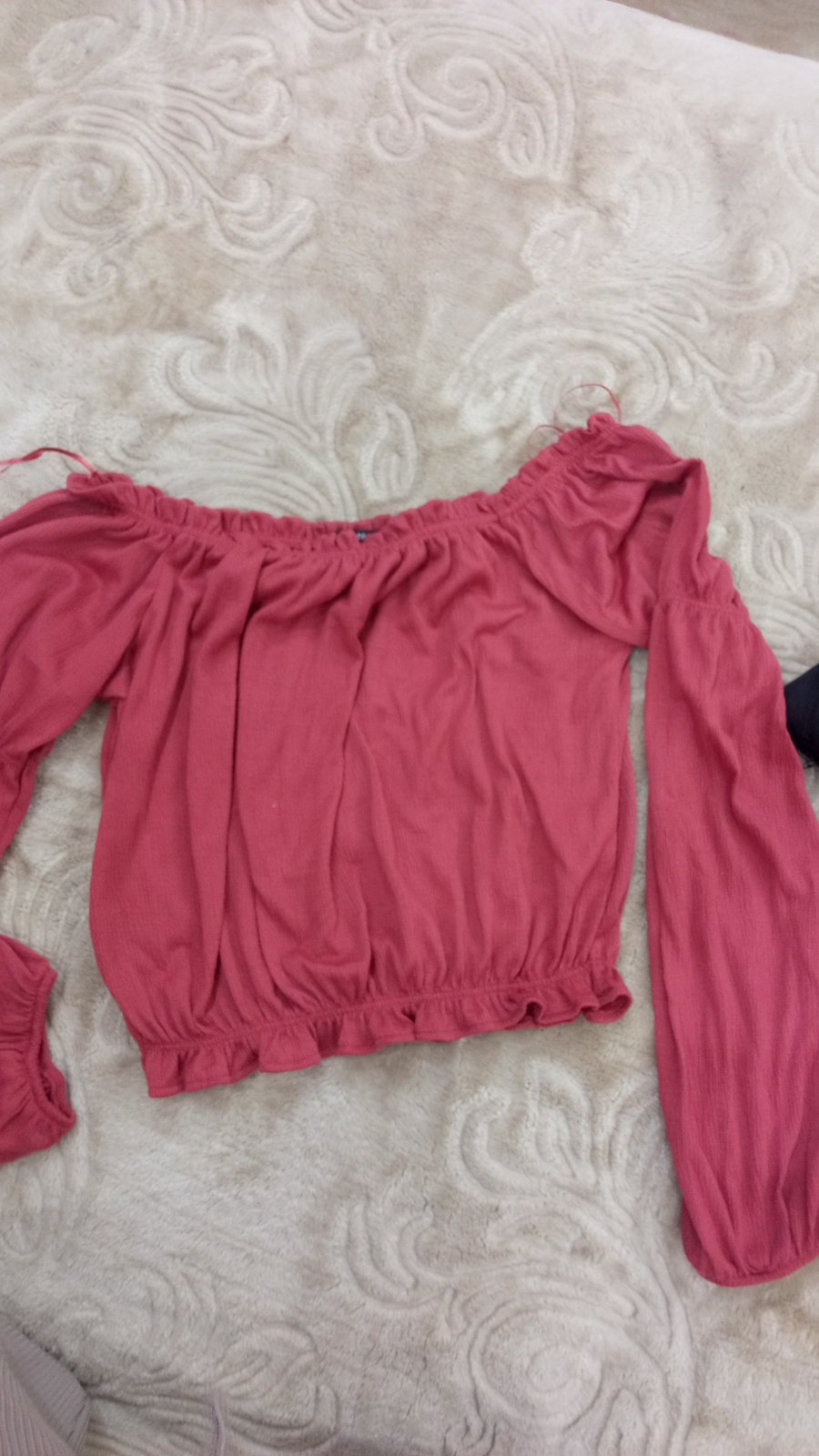 Pull bershka taille s ou m