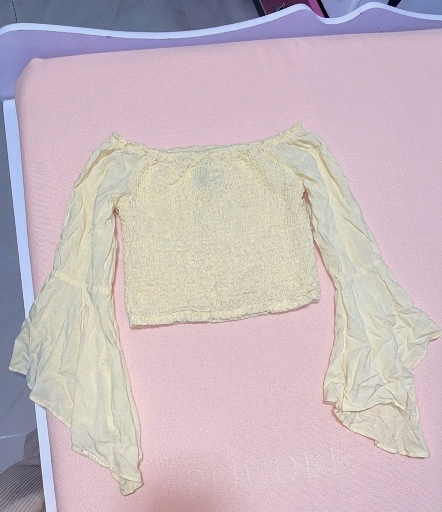 Top off-shoulder jaune pastel💛💛
