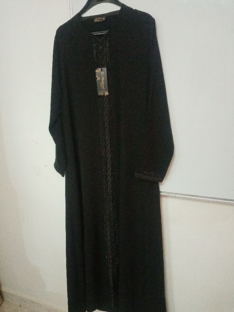 جلباب أسود