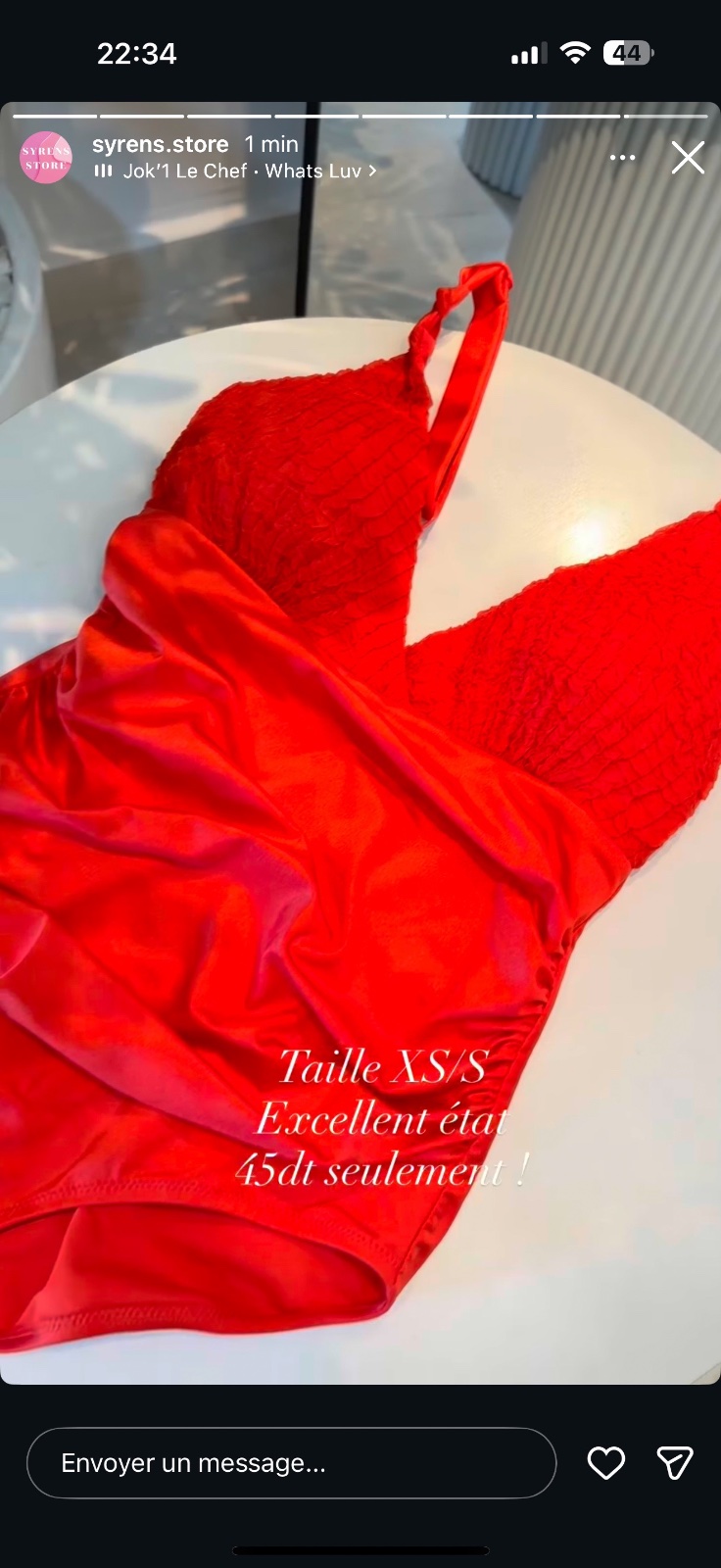 Maillot rouge vif