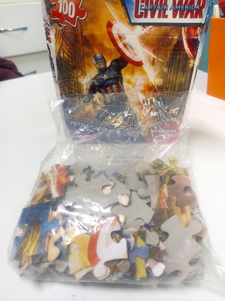 Puzzle casse tête 100 pièces 