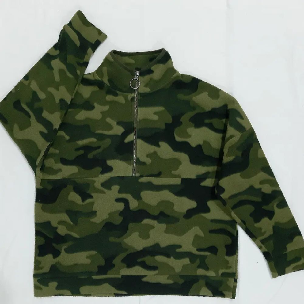Primark green camo fleece quarter zip