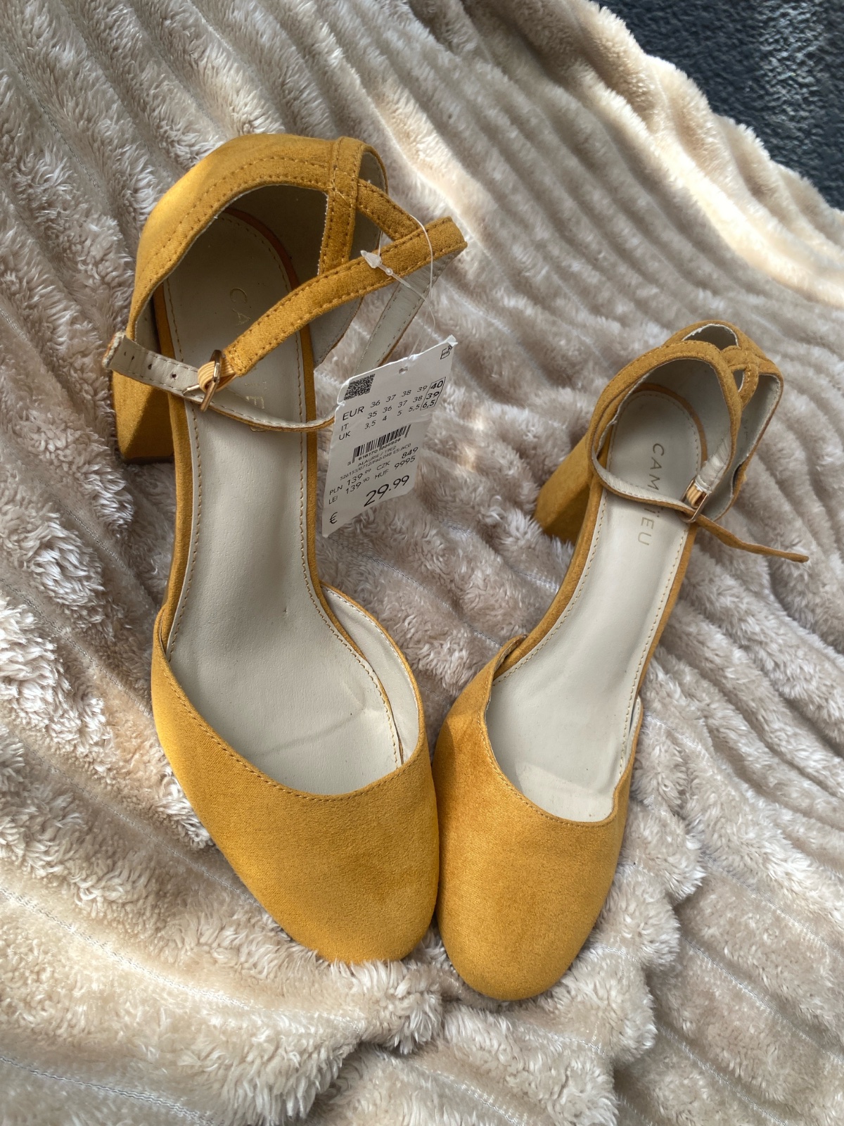 Talons tres elegants a vendre