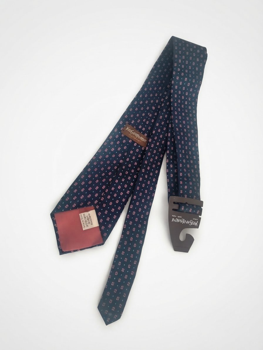 Cravate Yves Saint Laurent 