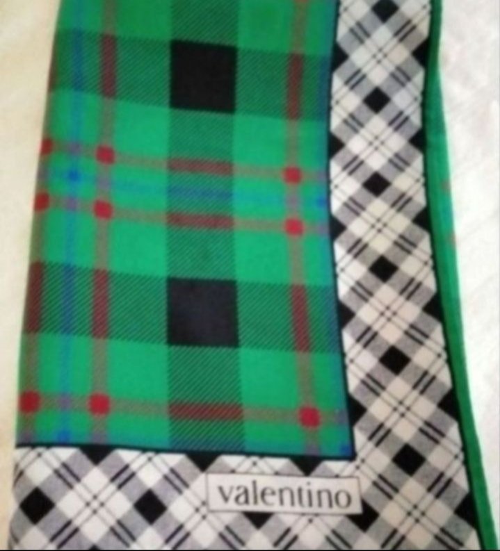 Carré en soie Valentino