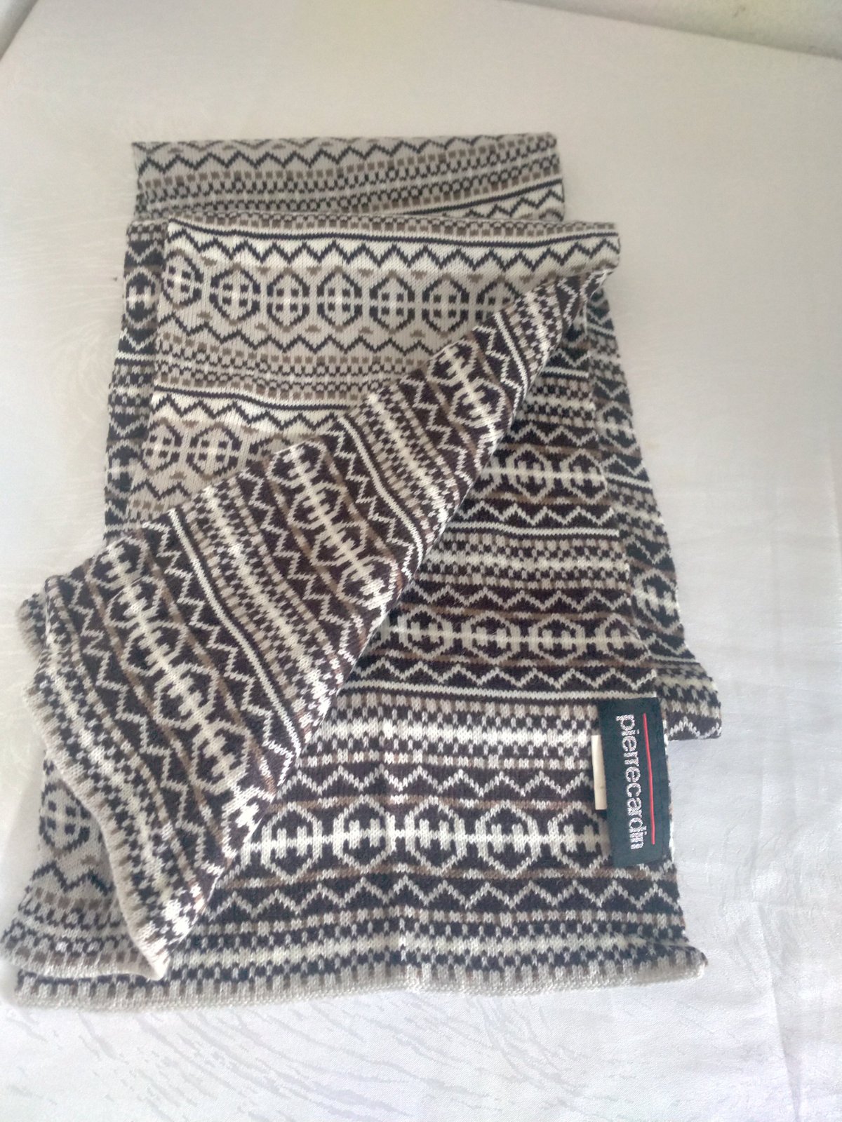 Écharpe multicolore Pierre Cardin