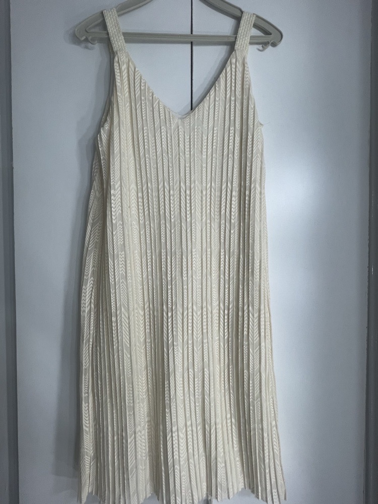 robe blanc cassé magnifique