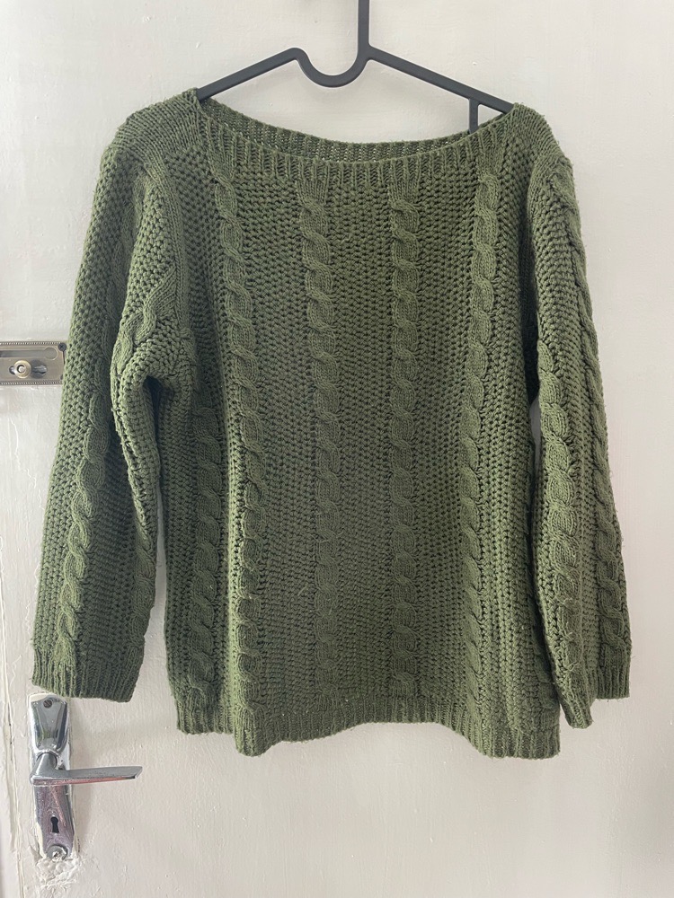 pull femme en tres bonne etat