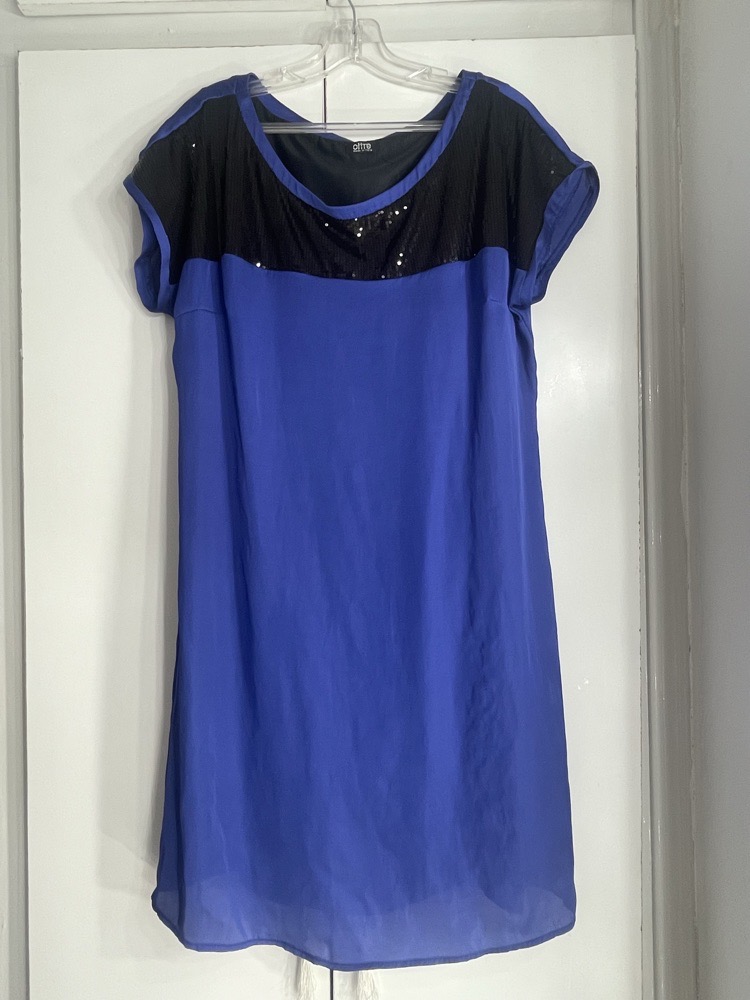 robe bleu de la marque oltre made in italy