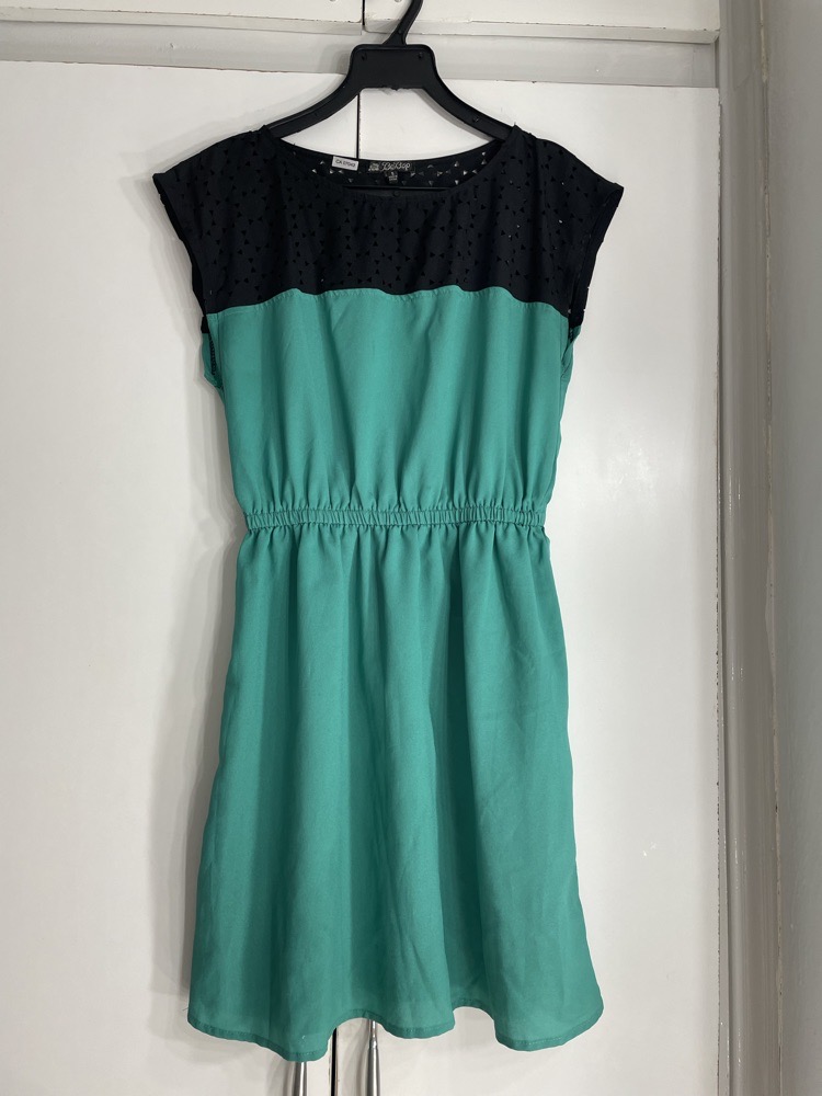 robe vert et noir 