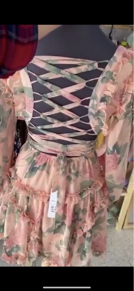 Sexy robe dos croisée nu
