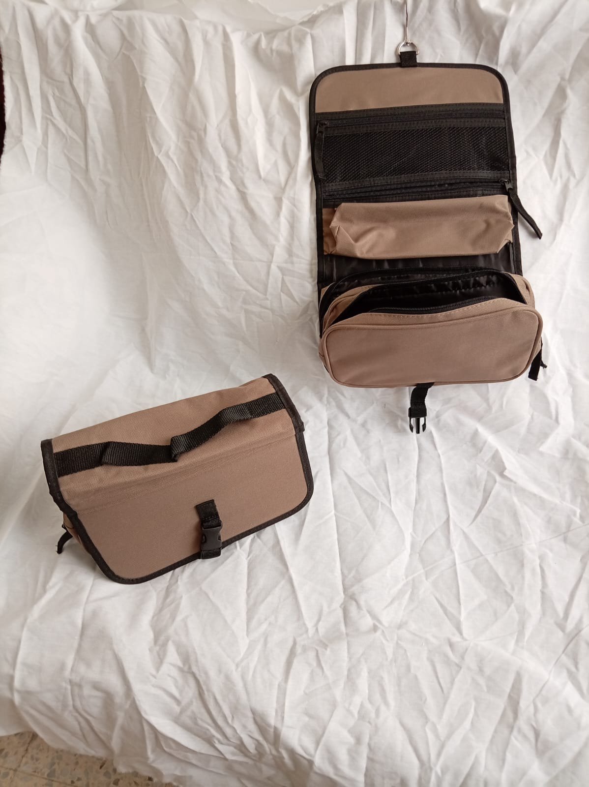 Hanging Toiletry Bag 
