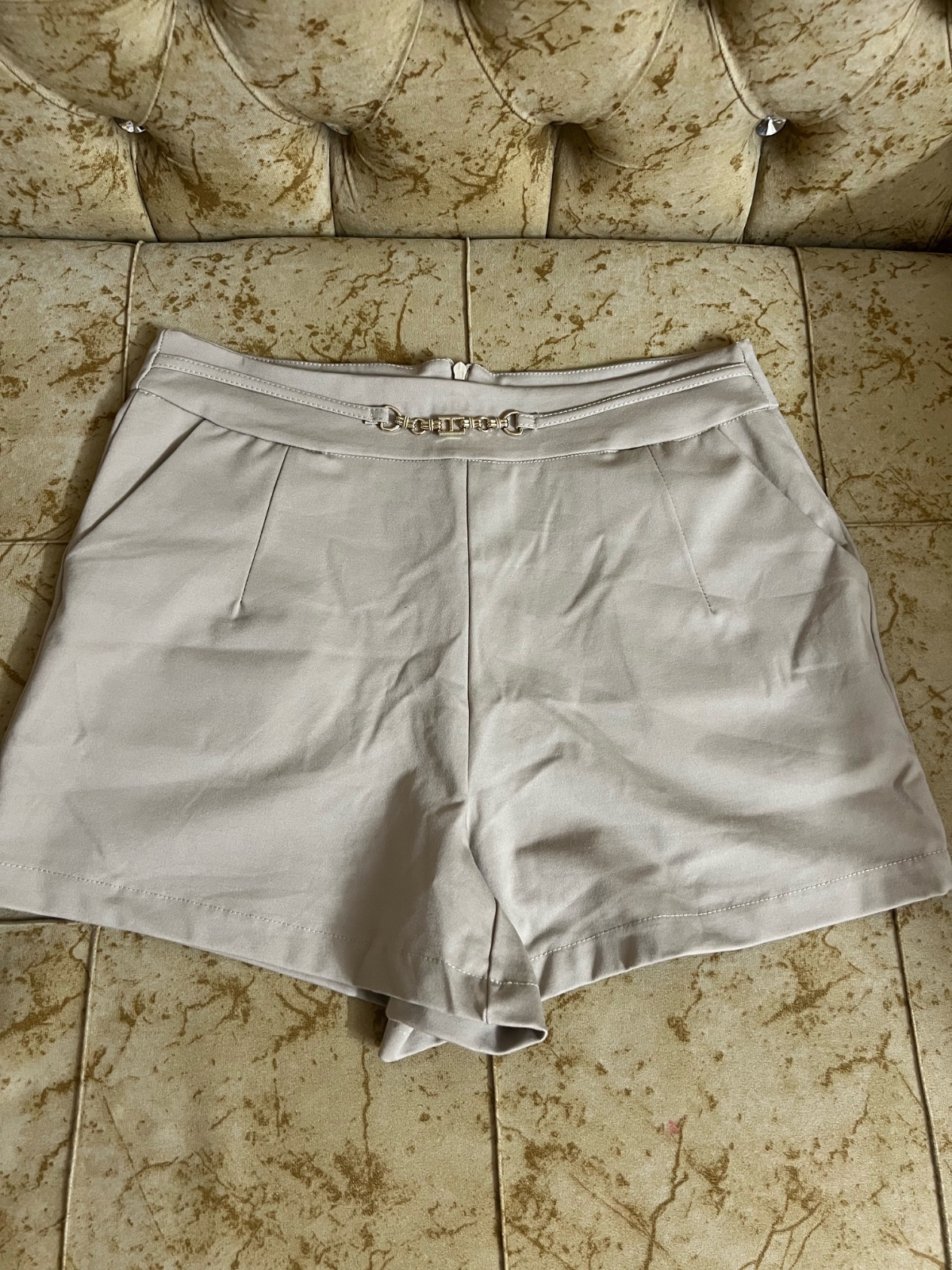 Short en beige 