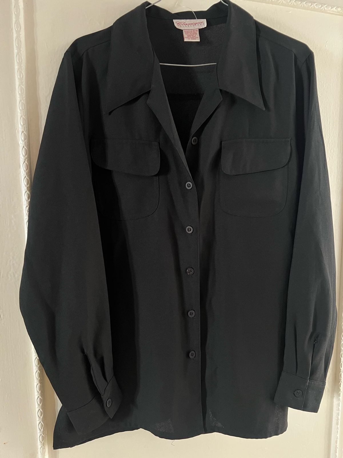 Trés jolie Chemise en noir 