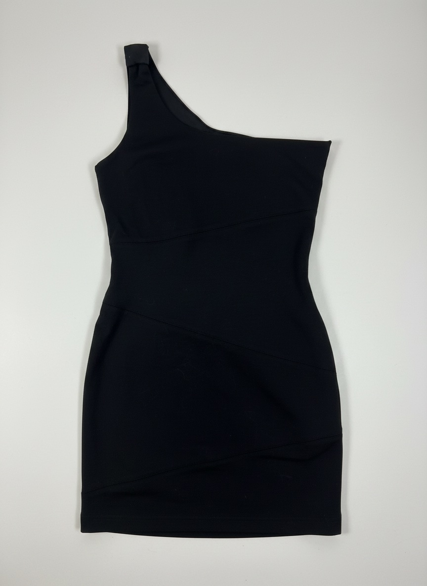 Robe noir courte
