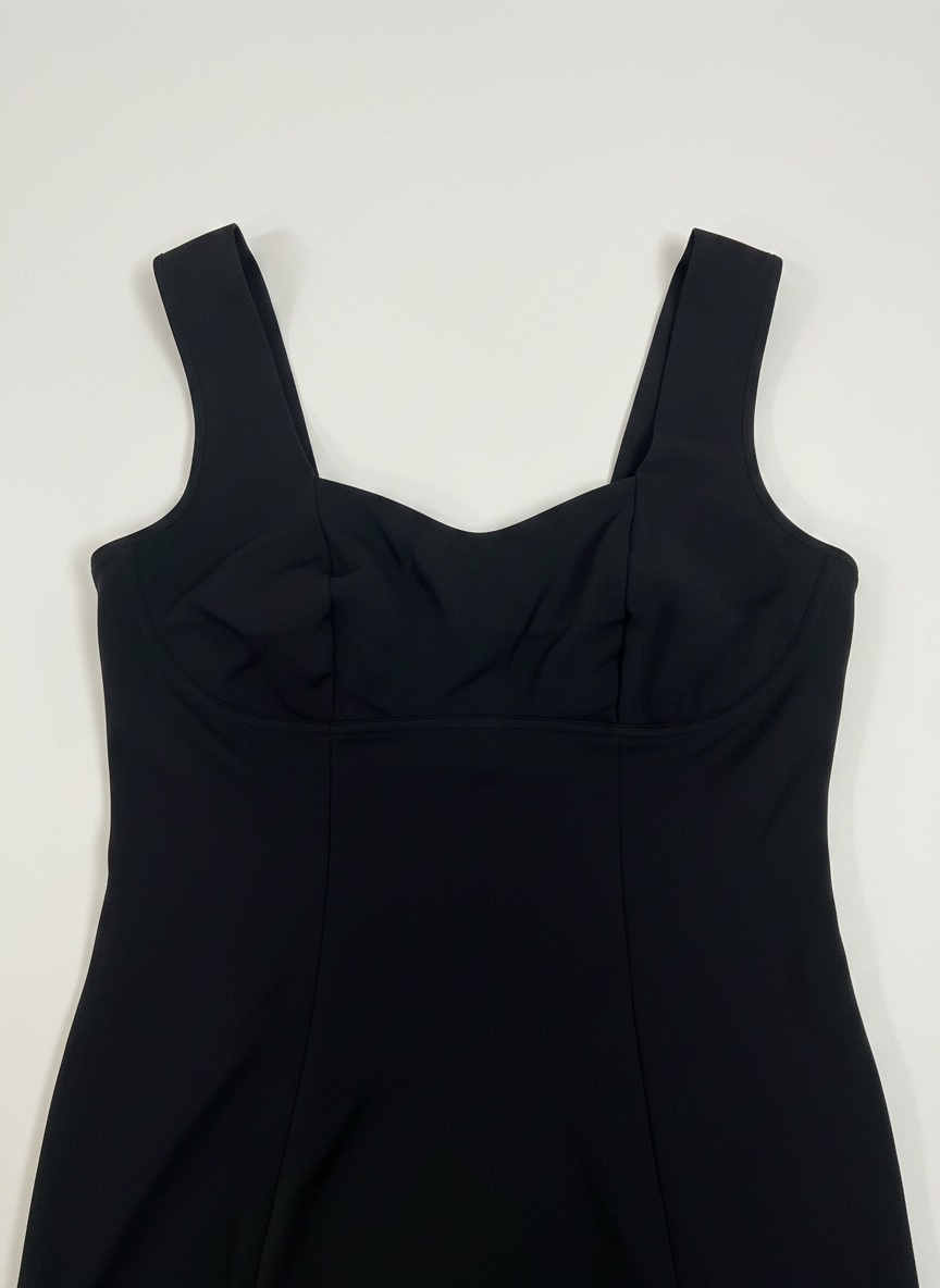 Robe noir courte