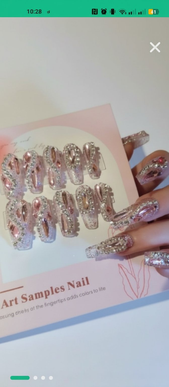 24 pièce de fzux ongles long neuf avec lim + patch