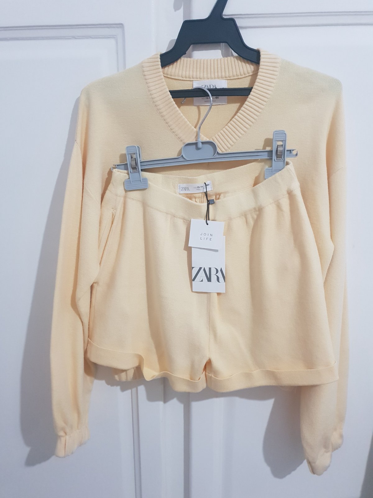 Ensemble pour fille Zara pull avec short taille 13-14 ans