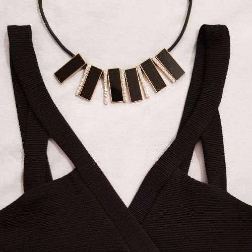 Petite Robe Noire 