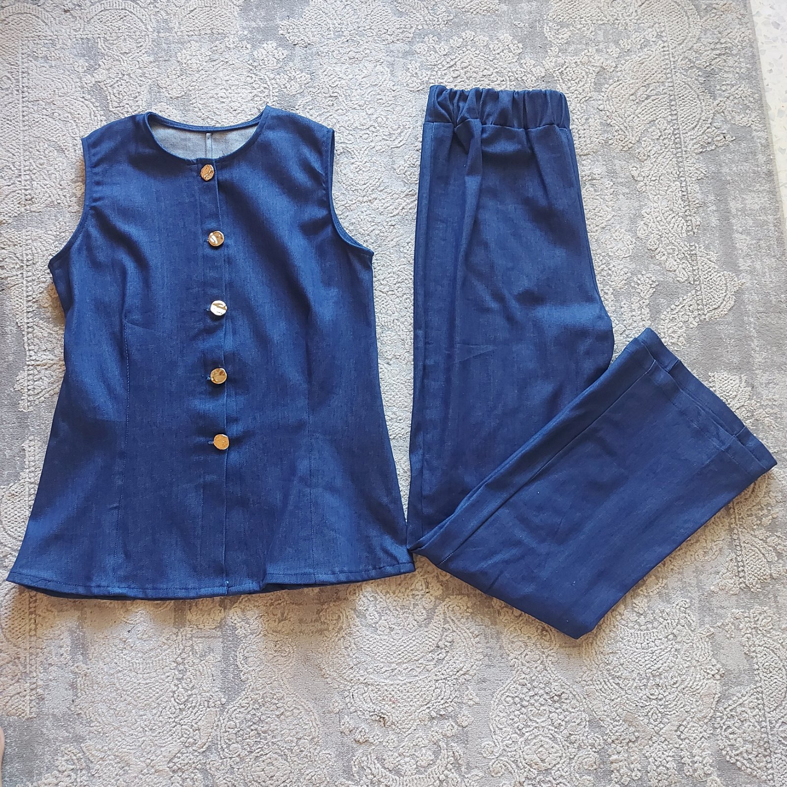 Set bleu djean boutons dore