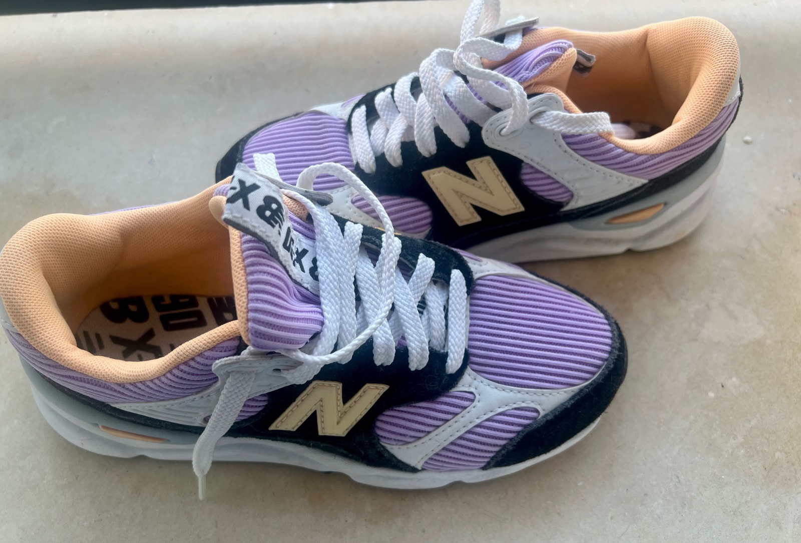 New balance 💜🖤