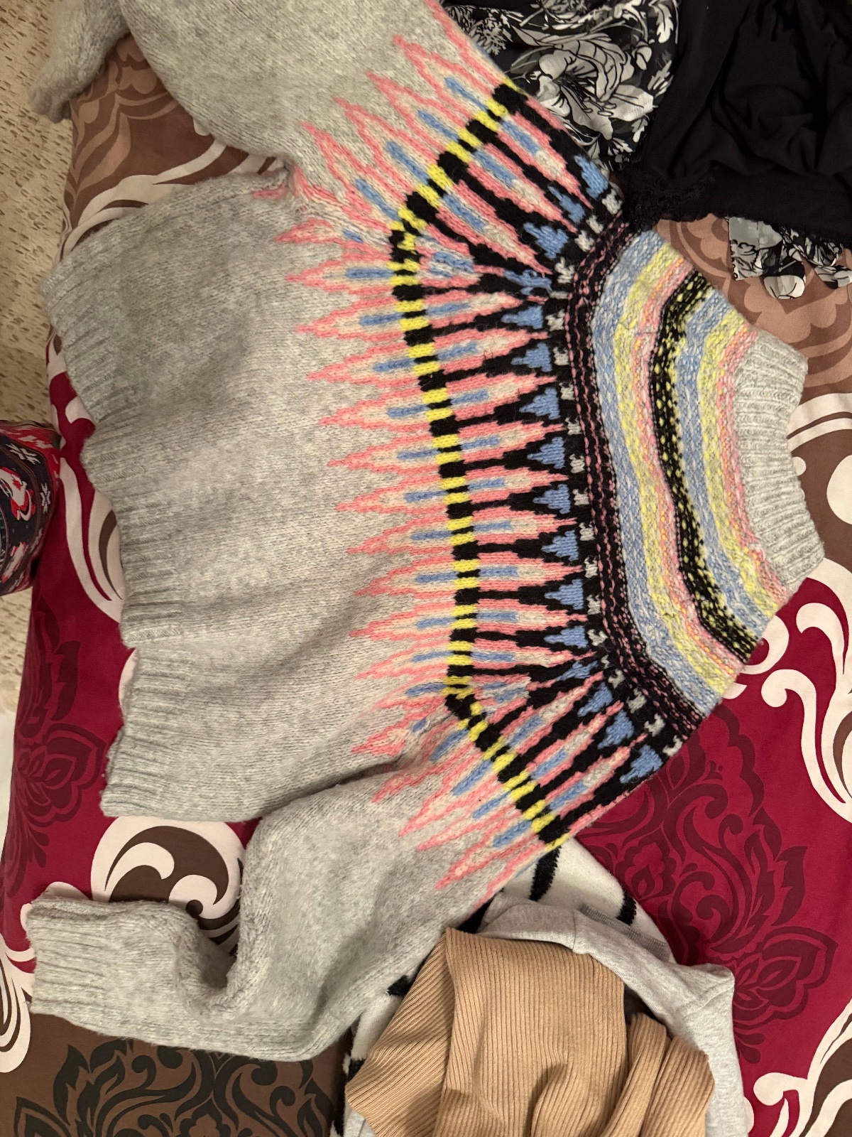 Pull gris 