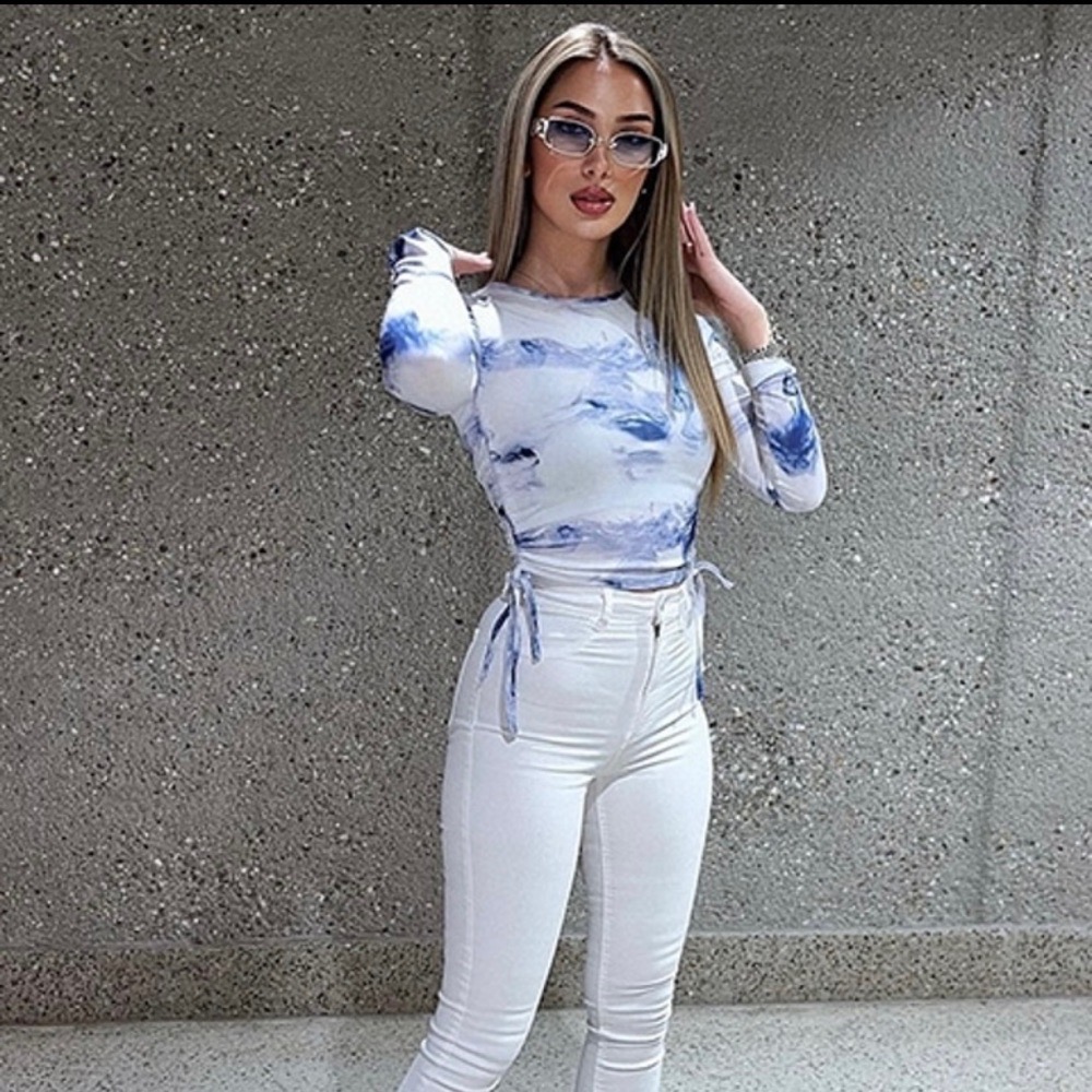 Top Shein en blanc et blue 