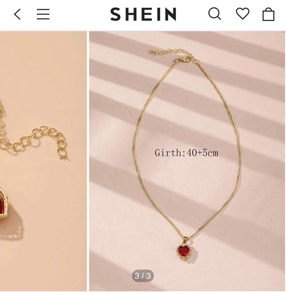 Lot de deux colliers Shein  jamais porté