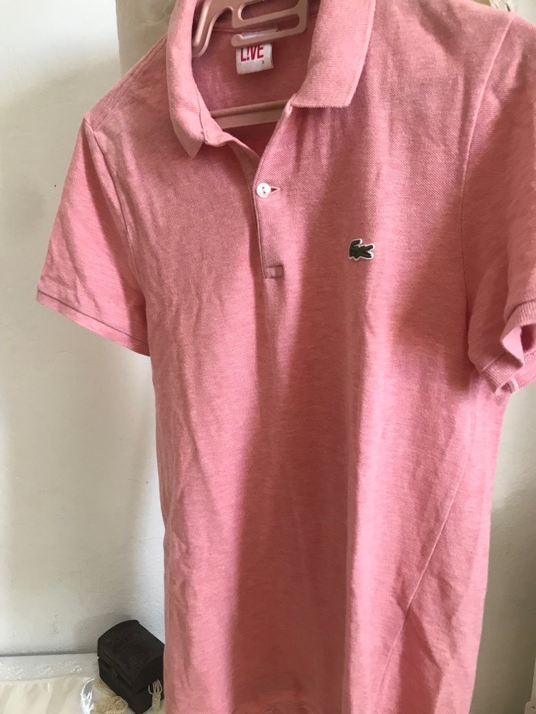 Pull lacoste en rose pour homme 