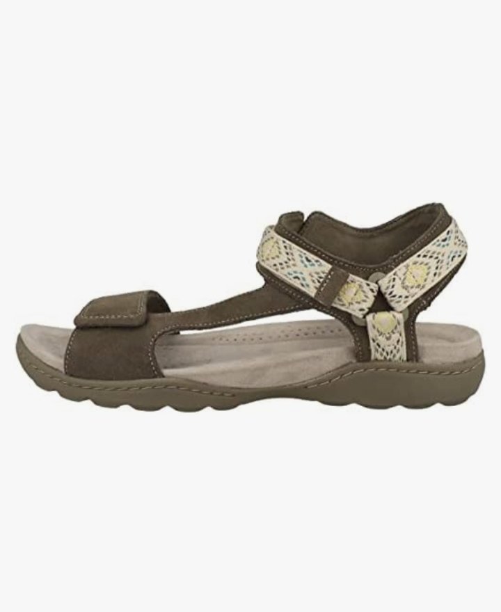 Sandales clarks.