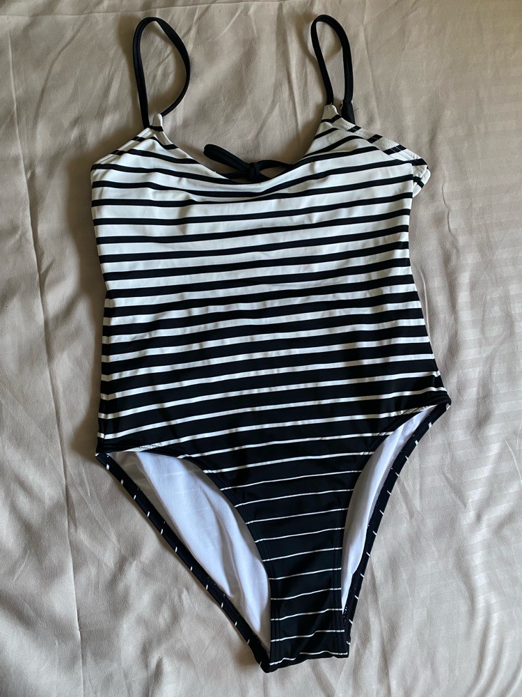 Un maillot calvin klein
