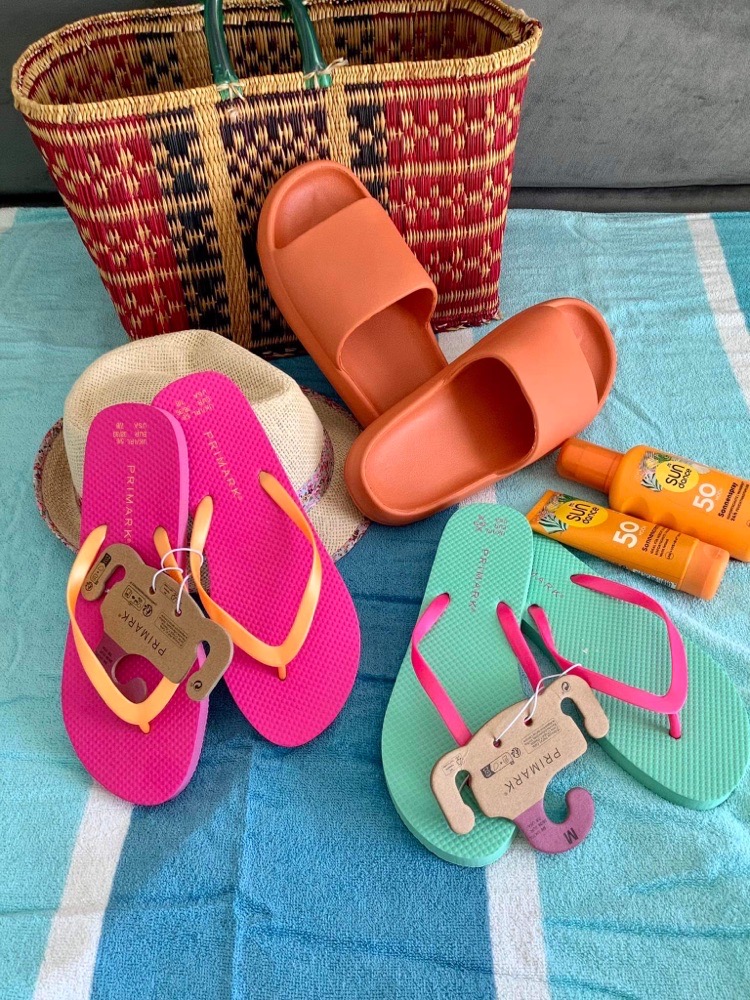 claquettes de plages 