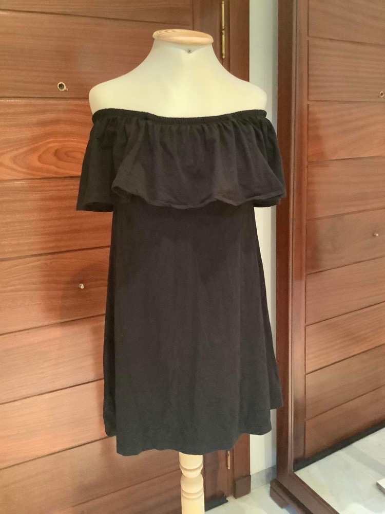 Robe  en popeline à volants neuf