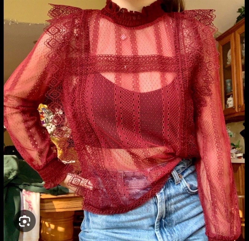 Chemisier pour femme de la marque Zara, de couleur rouge bordeaux