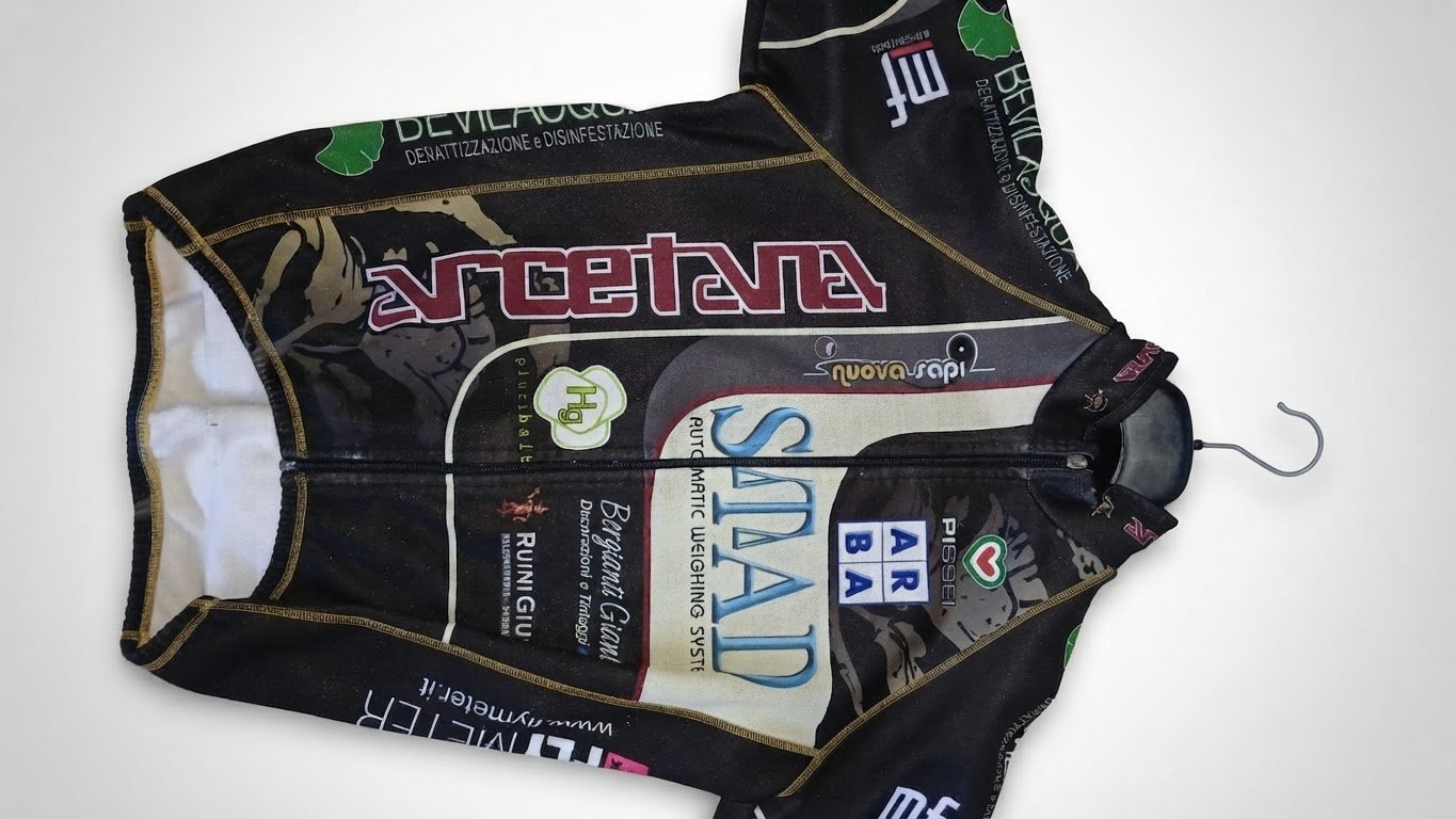 Cycling suit 