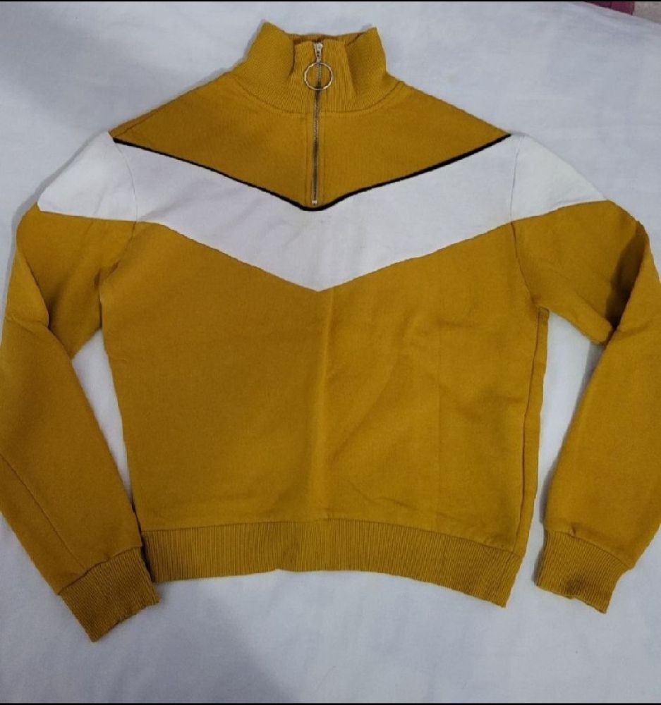 Yellow Sweater with Zipper by Jennyfer