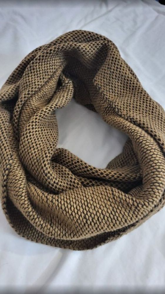 Ecahrpe Tricot Infinity Marron et Noir H&M