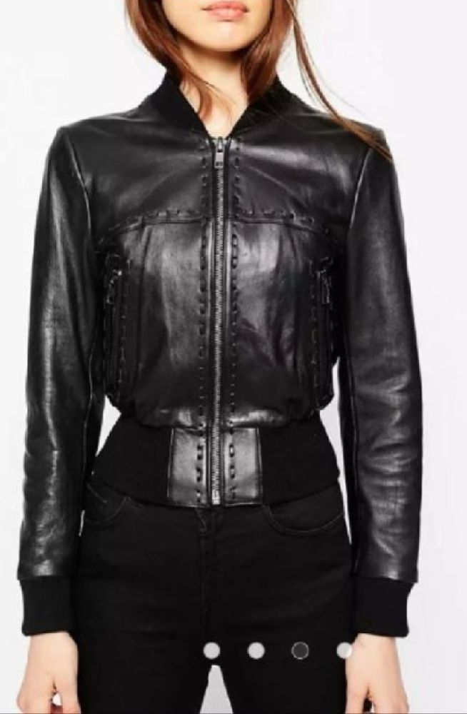 Petite Veste Biker Noire en Similicuir