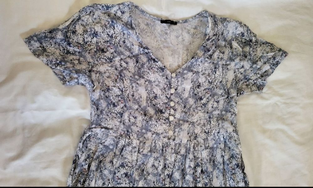 Robe Longue Grise Fleurie avec Ceiture Zen