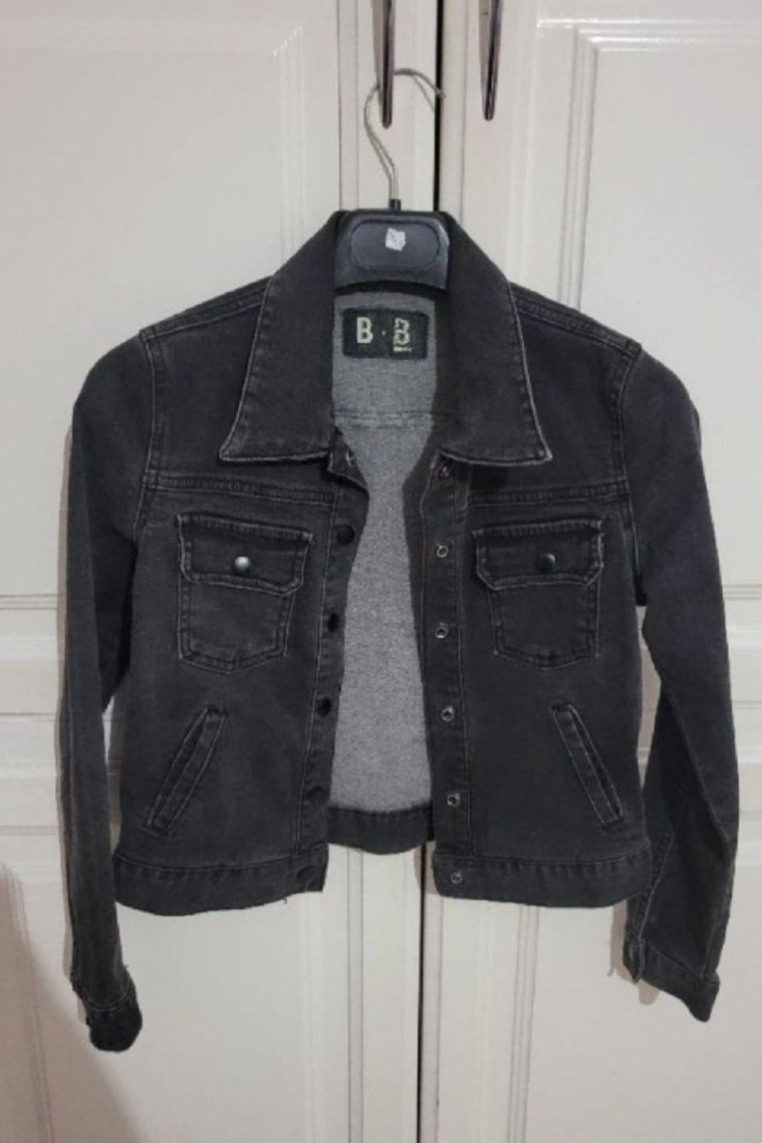 Veste en Jean Noir avec des Poches