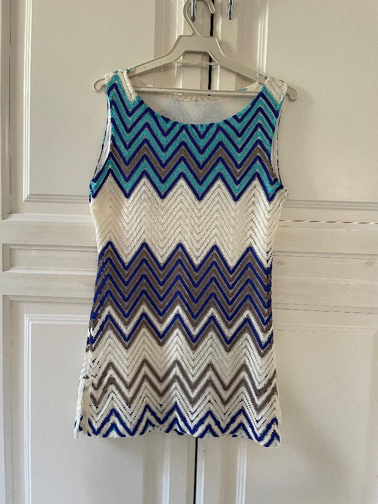 Robe de Plage Courte avec Fente en Dentelle