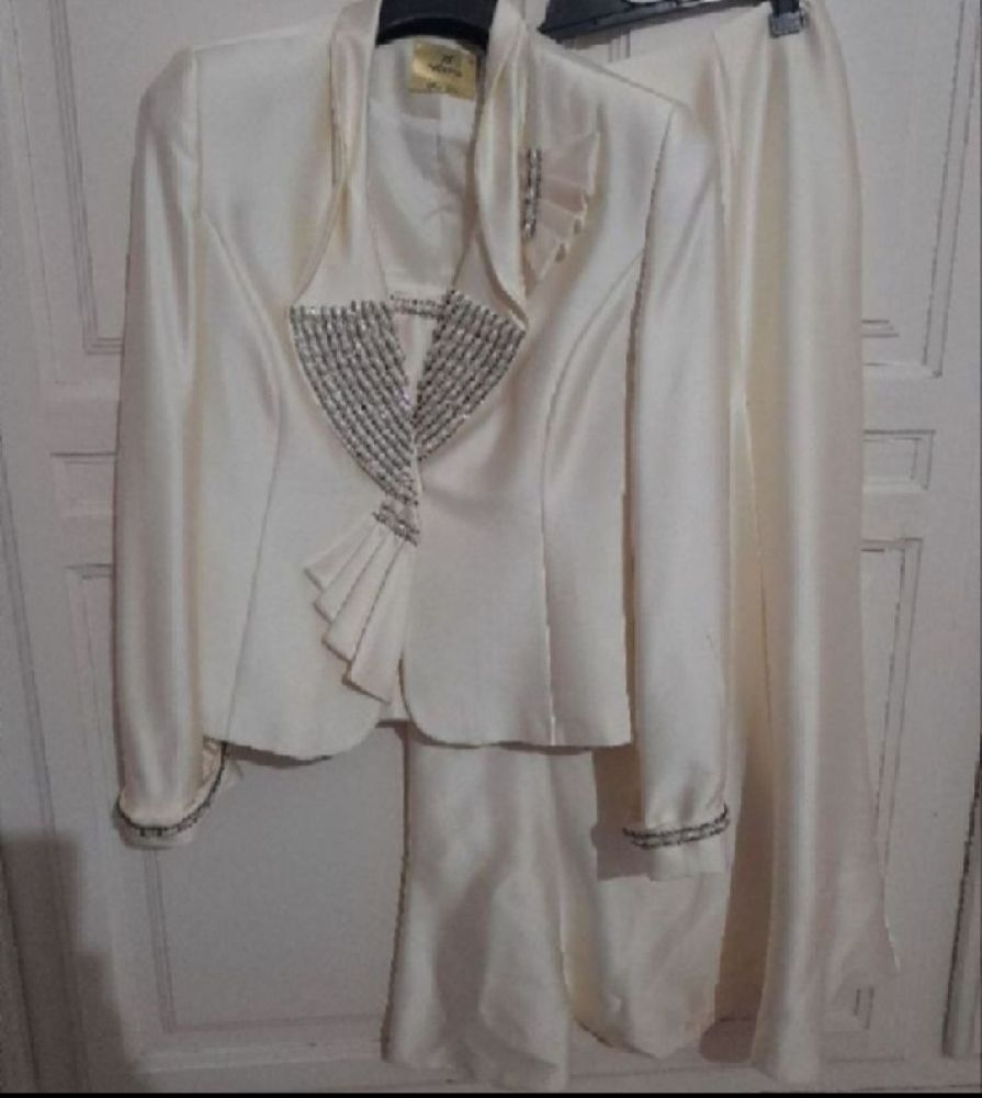 Ensemble Soirée 3 Pièces Satiné Tailleur Chic