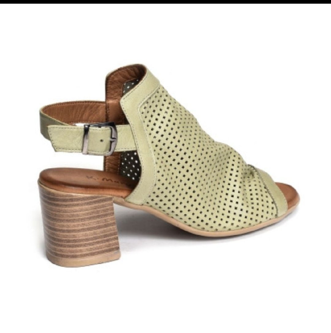 Sandales artisanal en vrai cuir 