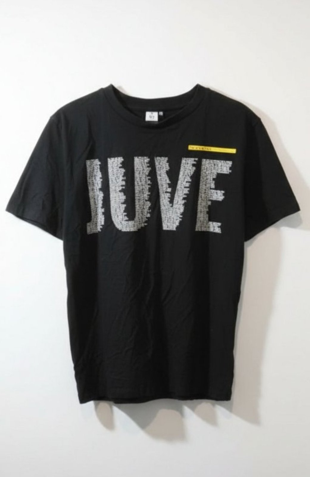 T-shirt officiel de supporters JUVENTUS tout neuf 