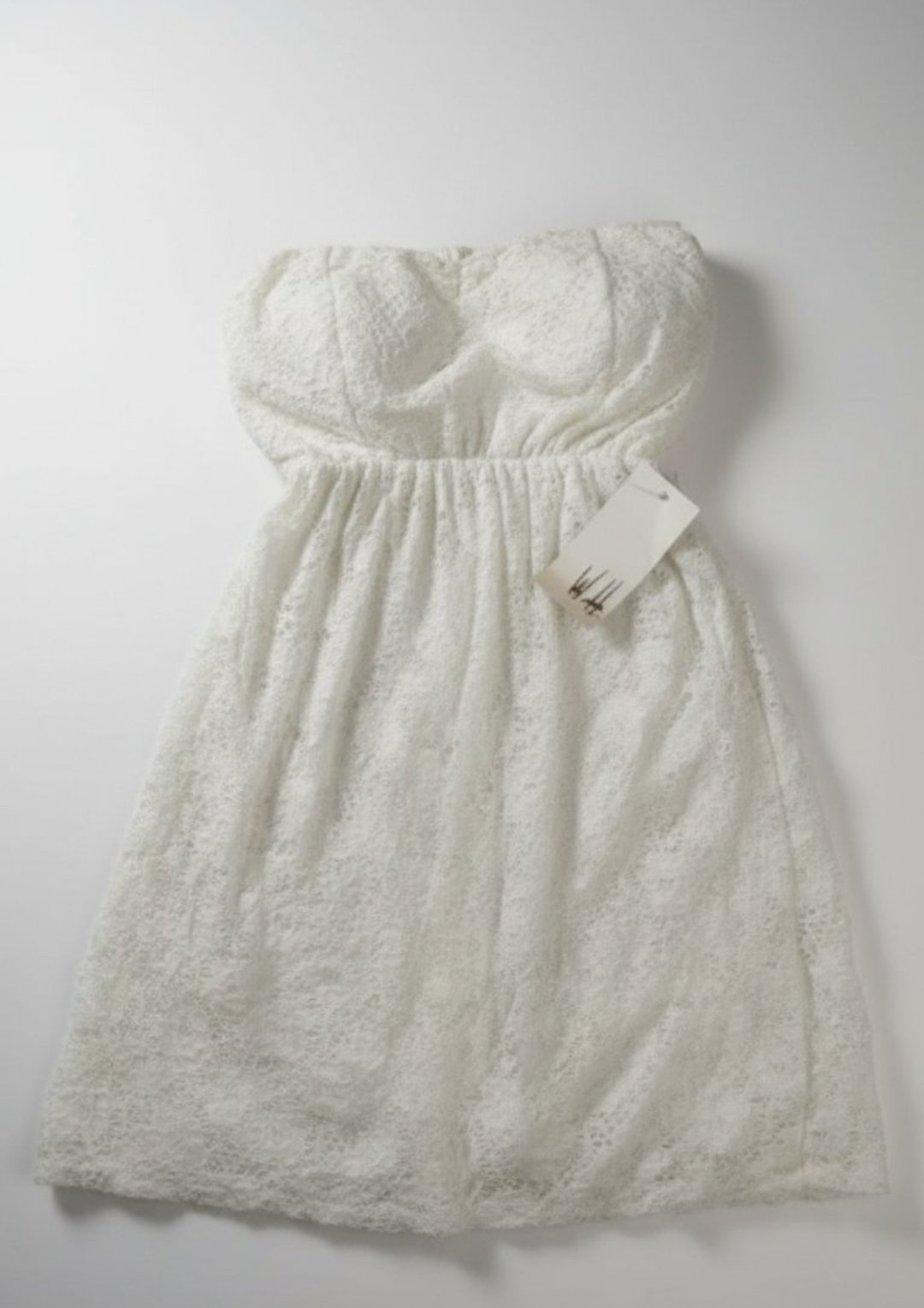 Bustier en broderie anglaise 