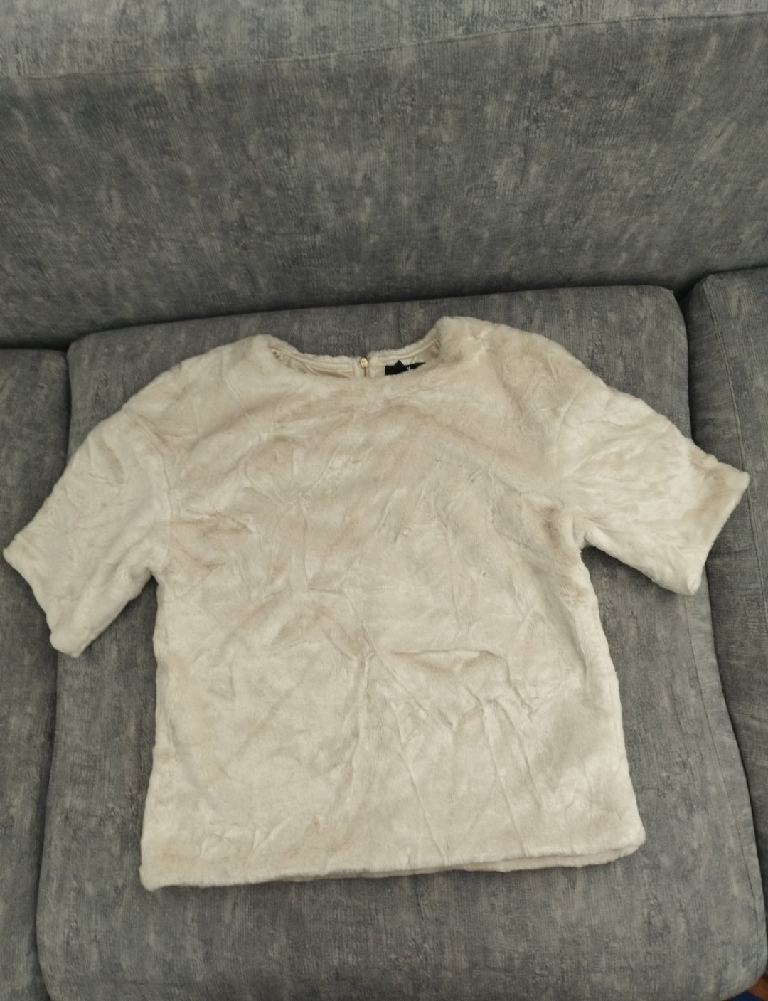 Blouse neuve en fourrure H&M