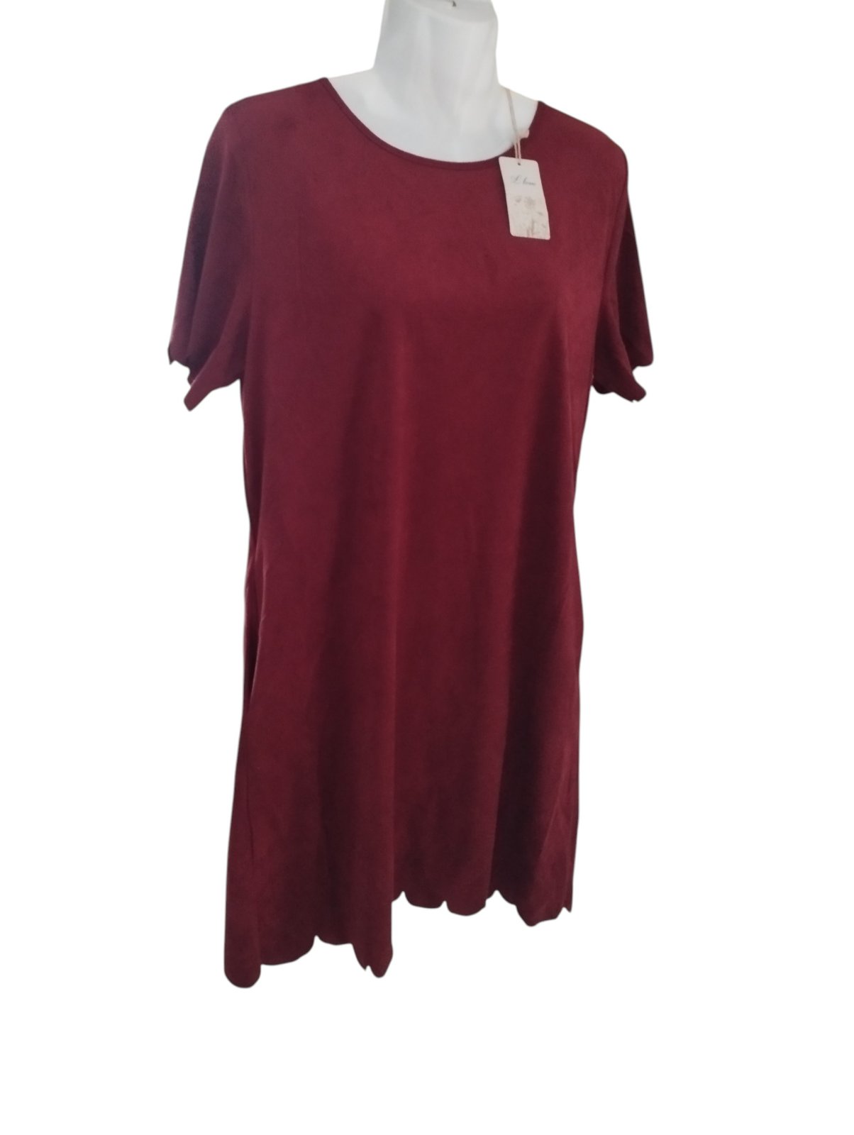 Magnifique robe neuve en daim avec poches